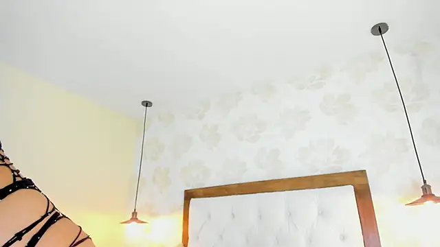 IRISCLARK1's Live XXX Chat