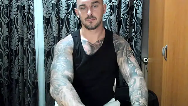 Jonmusclemaster 라이브 XXX 채팅