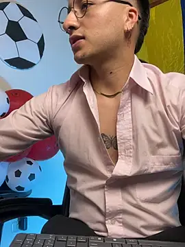 Dereck_Klain Live XXX Chat