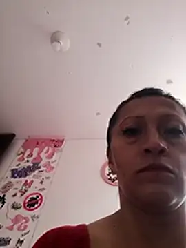 Chat XXX ao vivo de Vely_