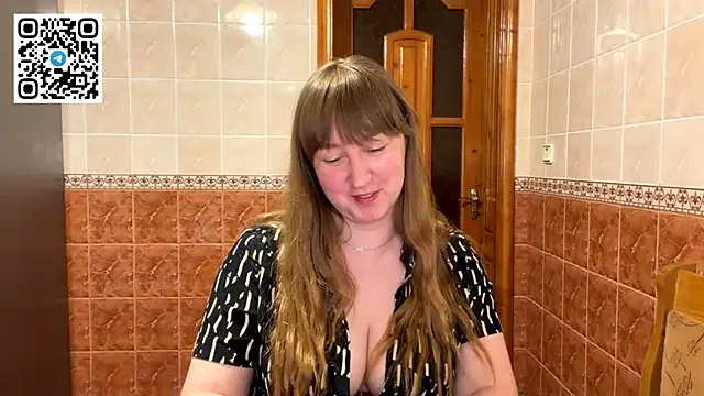 XXX chat uživo modela MaroonMoon_