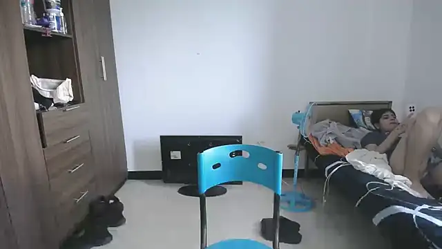 Mirage_Sertori Show in webcam