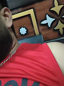 Онлайн чат XXX TNTBOSS01