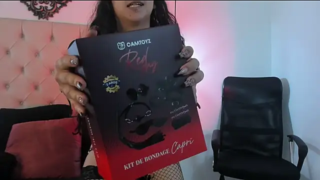 Chatroom XXX en direct de kirarossee