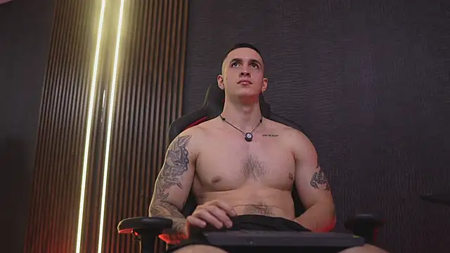 Chat XXX ao vivo de JacksonOlsenn