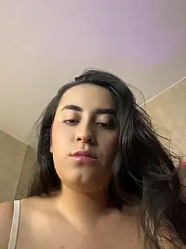 Czat XXX na żywo – Antonella_Julieta