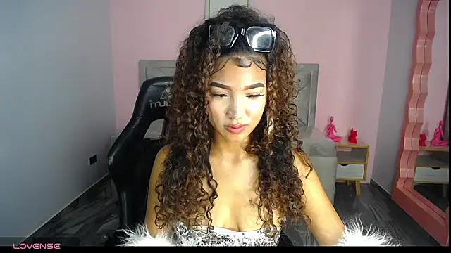 Chat XXX en directo de CamilaVixen_ch