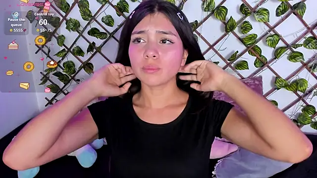 LiaRivers' Live XXX Chat
