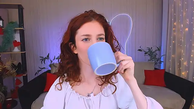 ChristinaConteeree Live XXX-Chat