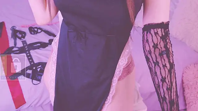 Chatroom XXX en direct de LongoriaEva