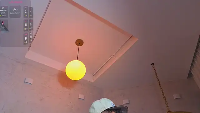 Scottfishcer1 XXX чат на живо