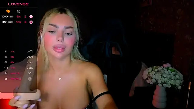 Ayla__Demir Adlı Modelin Canlı XXX Sohbeti