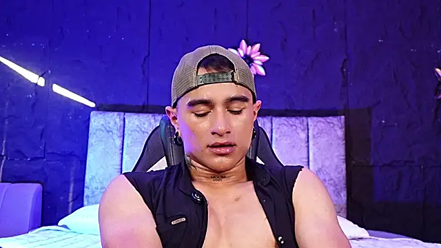 Chat +18 de LiamDeep ao vivo