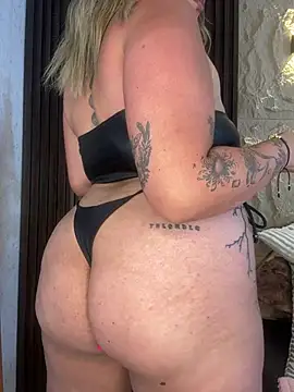 XXX chat uživo modela GenesisBlaze