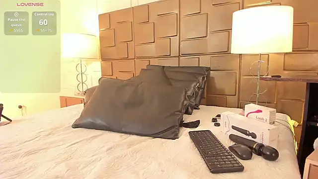 NaomyRivera's Live XXX Chat