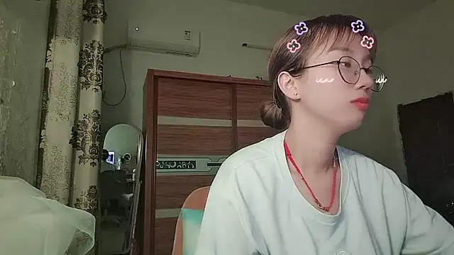Lili_666's Live XXX Chat