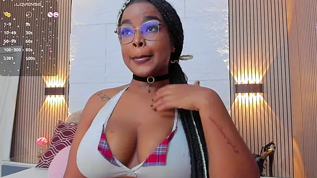 MadisonLopezx XXX чат на живо