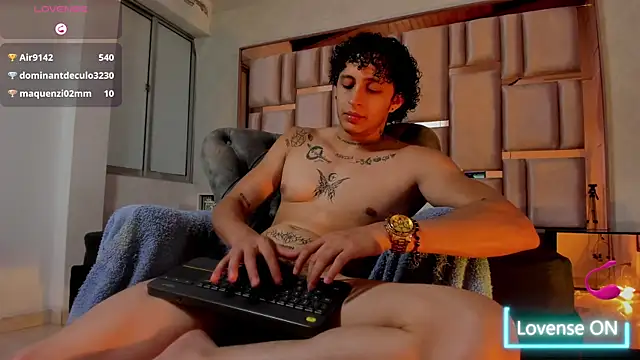 JayTaylorr 라이브 XXX 채팅