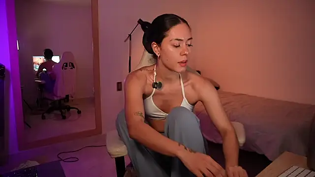 دردشة Madisonlara1 الجنسية المباشرة