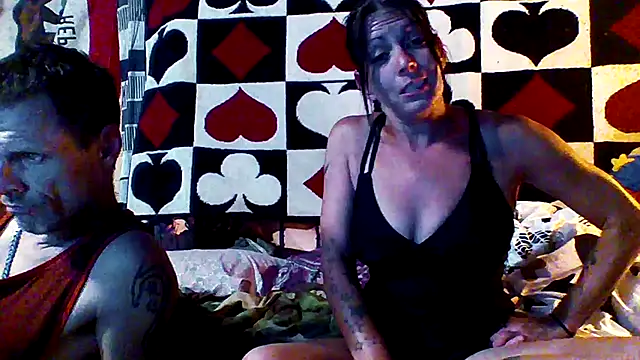 Chat XXX en directo de SillyRabbitz