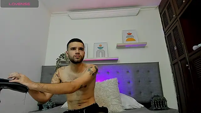 Chat XXX ao vivo de elliot_flame