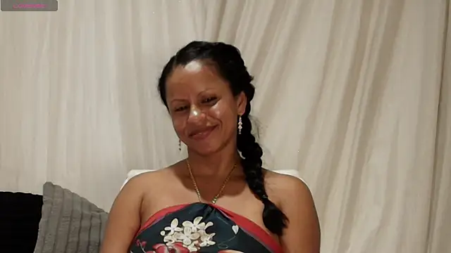 Catherine_mature45 Adlı Modelin Canlı XXX Sohbeti