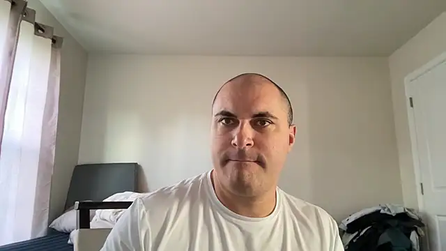 SluggishChase99 Live XXX Chat