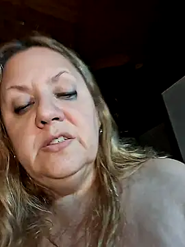 Chat XXX en directo de JennyInVegas