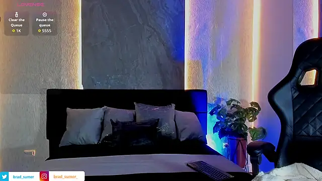 دردشة Brad_Summer الجنسية المباشرة