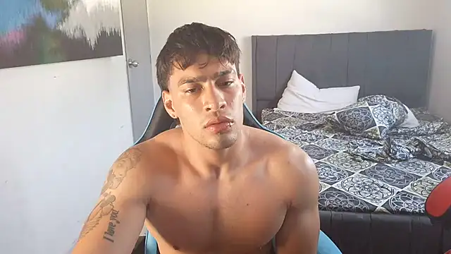 Chatroom XXX en direct de latin_party007