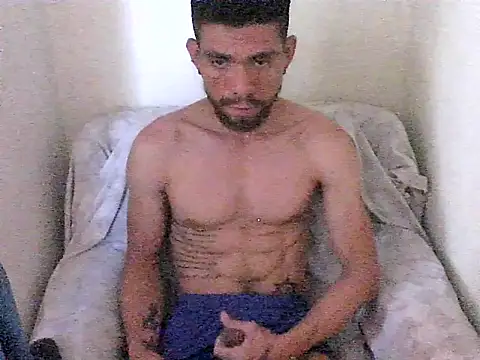 thomas2wood Adlı Modelin Canlı XXX Sohbeti