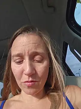 SkyelarsWorld Live XXX-chat