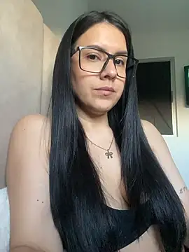 Annarhode Adlı Modelin Canlı XXX Sohbeti