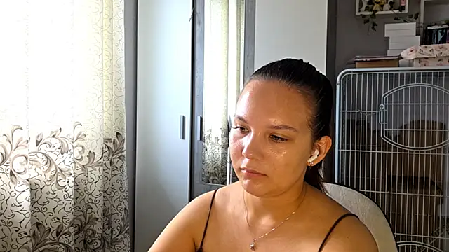 Chat XXX en directo de AtticNobel