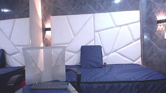 violet_angel13n Live XXX chat