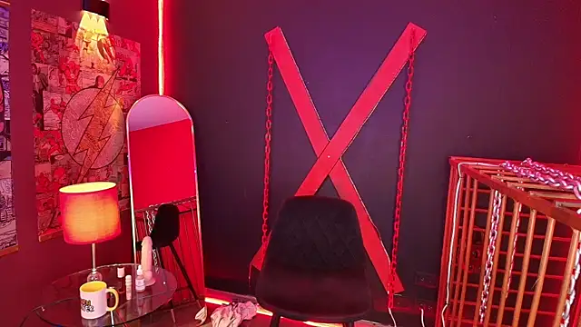Chatroom XXX en direct de Charlot_bloom