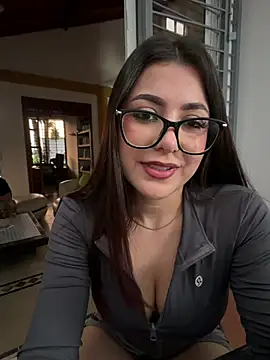 Chat +18 de Natha_Fantasy ao vivo