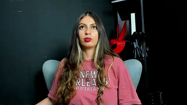 GoddesLeila's Live XXX Chat
