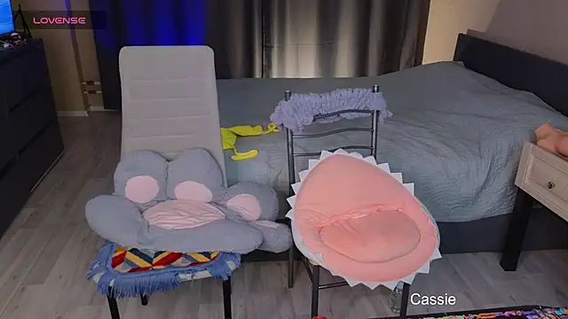 art_phoenix's Webcam Show