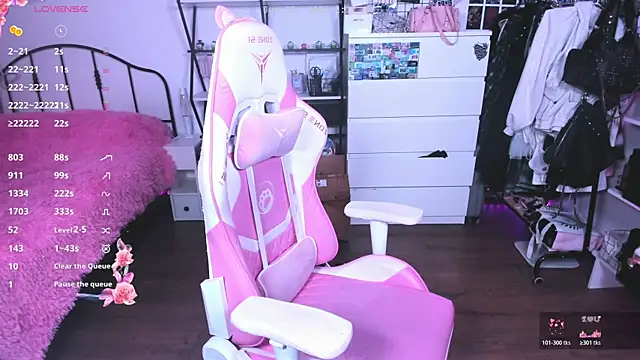 Živý XXX chat ashleywowmeow