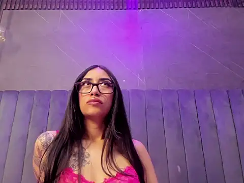 Chat XXX en directo de TiffanyDream8