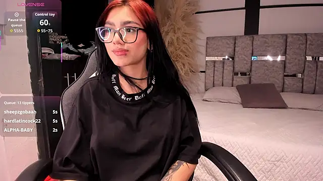 Nezukoo_1's Live XXX Chat