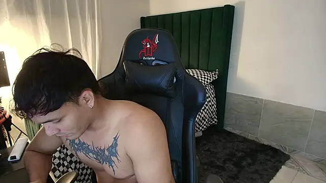 man_dur07 Live XXX Chat