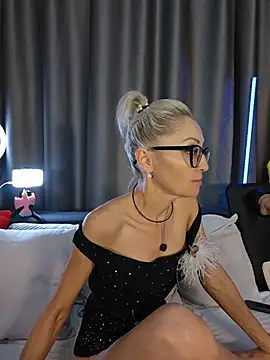 Milforja – Live XXX-chat