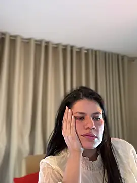 Chat +18 de Zandrina ao vivo