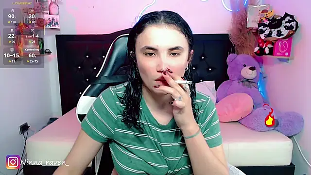 Chat +18 de Ninna_ravenn ao vivo