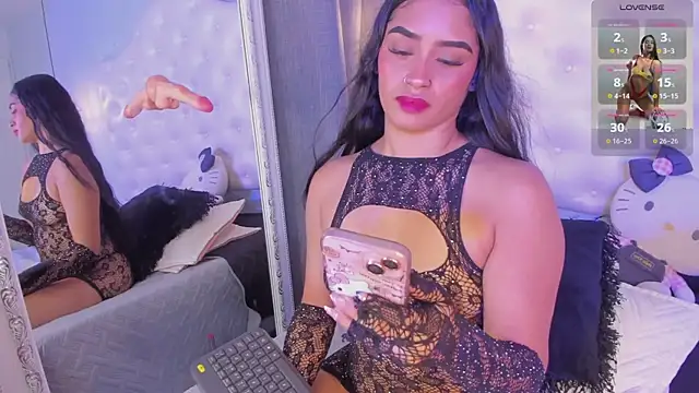 Chat +18 de scarleettdoll ao vivo