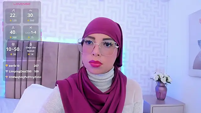 Živý XXX chat naishaa_