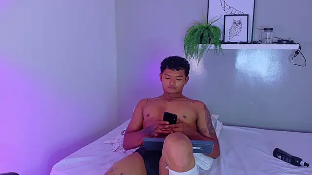 AndrewKenoxx__ Chat XXX live