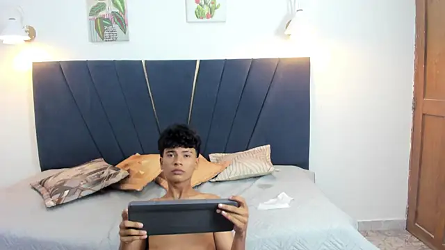 Czat XXX na żywo – jacob_cum23